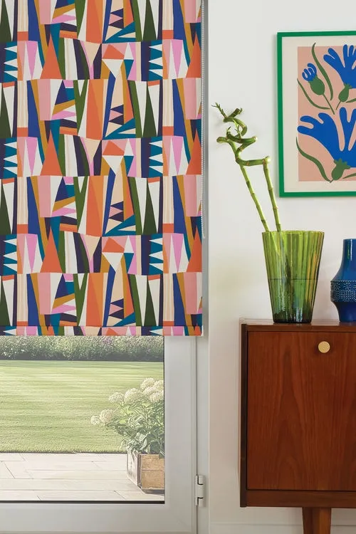 https://postmyblinds.co.uk/hub/blinds/roller-blind/orientalis-colour-roller-blind-3.webp