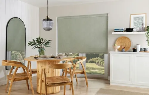 https://postmyblinds.co.uk/hub/blinds/roller-blind/savanna-grass-roller-blind-3.webp