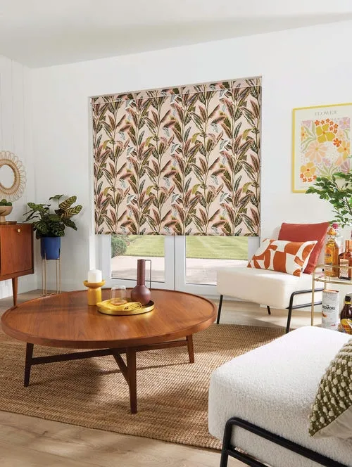 https://postmyblinds.co.uk/hub/blinds/roller-blind/tropical-palm-fiesta-roller-blind-2.webp