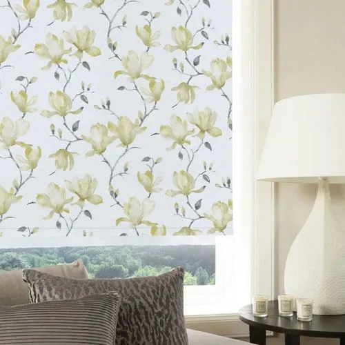https://postmyblinds.co.uk/hub/blinds/roller-blind/windsor-pipin-roller-blind-3.webp