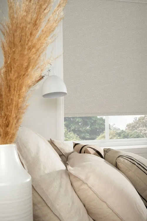 https://postmyblinds.co.uk/hub/blinds/roller-blind/zen-blackout-linen-roller-blind-4.webp
