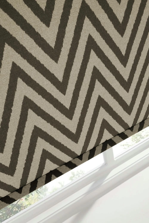 https://postmyblinds.co.uk/hub/blinds/roller-blind/ziggy-charcoal-roller-blind-6.webp