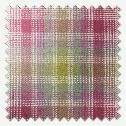 https://postmyblinds.co.uk/hub/blinds/roman-blind/alessandra-foxglove-roman-blind-4.webp