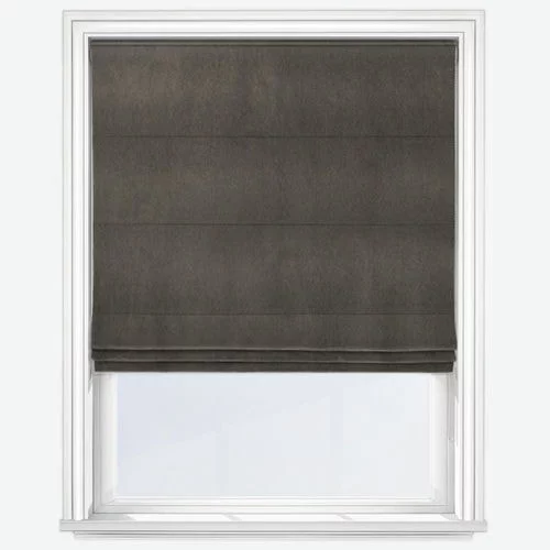 https://postmyblinds.co.uk/hub/blinds/roman-blind/hue-mushroom-roman-blind-2.webp
