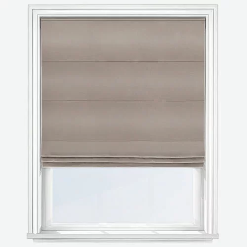 https://postmyblinds.co.uk/hub/blinds/roman-blind/katherine-otter-roman-blind-2.webp