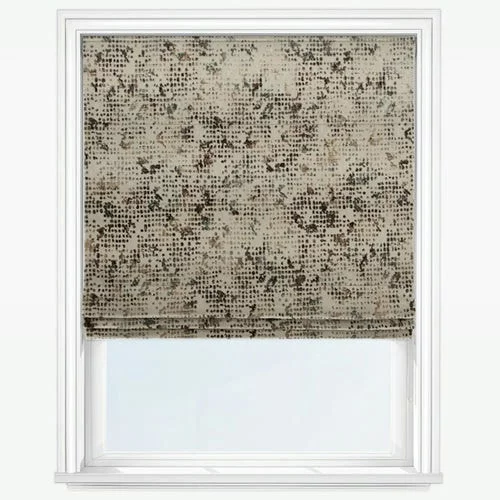 https://postmyblinds.co.uk/hub/blinds/roman-blind/lovely-natural-roman-blind-2.webp
