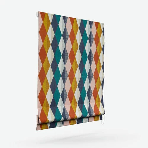 https://postmyblinds.co.uk/hub/blinds/roman-blind/penton-retro-roman-blind-3.webp
