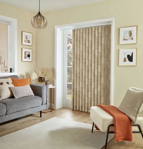 https://postmyblinds.co.uk/hub/blinds/vertical-blind/argent-blackout-gold-vertical-blind-8.webp
